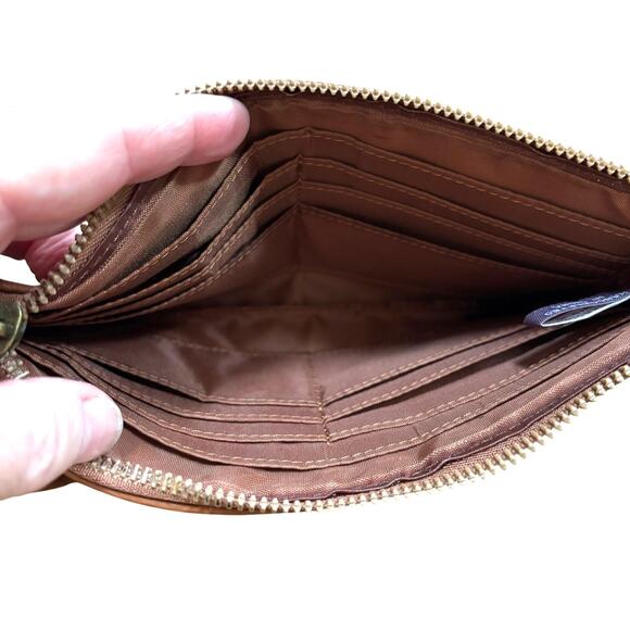 Kooba zipper top leather patchwork wristlet pouch cosmetics bag tan multi-color - Picture 3 of 5